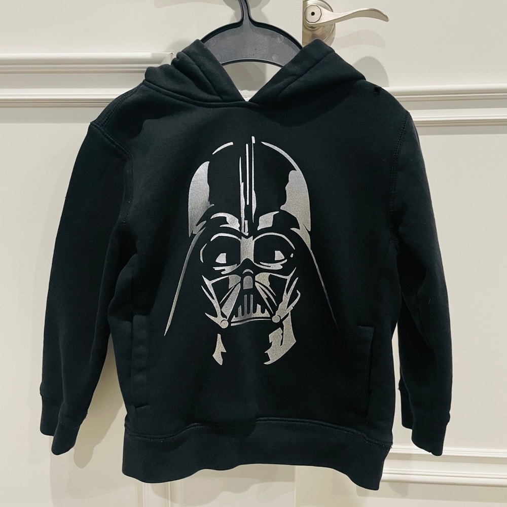 Gap Star Wars Darth Vader hoodie kid size 5